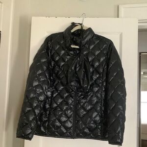 Packable down jacket